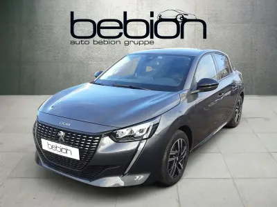Gebraucht Peugeot 208 Allure 99 PS (72 kW) 2023 Metfa platinium grau Kleinwagen