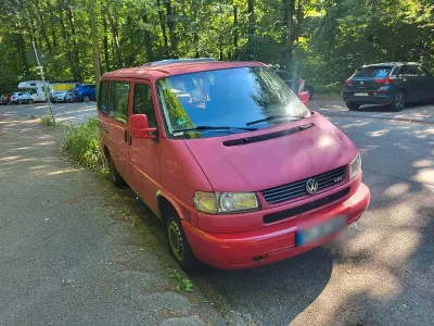 Gebraucht VW Multivan 105 PS (77 kW) 1997 Rot Van / Kleinbus