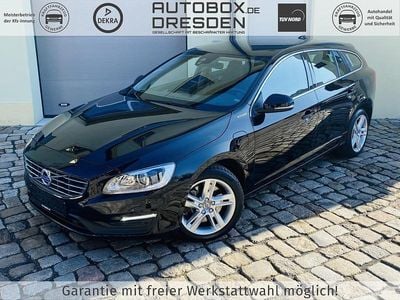 Gebraucht Volvo V60 Momentum 288 PS (211 kW) 2017 Black solid "stone" / solid Kombi
