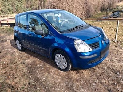 Usado Renault Modus 117 HP (86 kW) 2007 Azul Monovolume