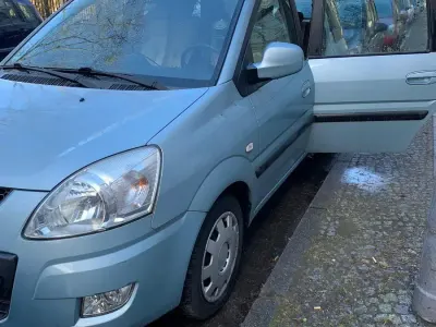 Gebraucht Hyundai Matrix 76 PS (55 kW) 2009 Blau Van / Kleinbus
