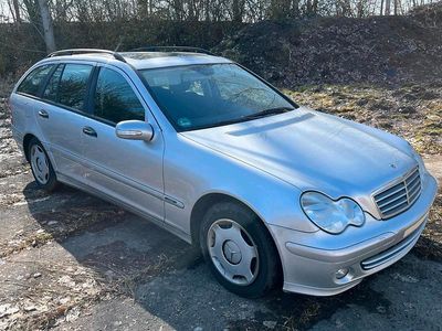 Gebraucht Mercedes C220 150 PS (110 kW) 2005 Silber Kombi
