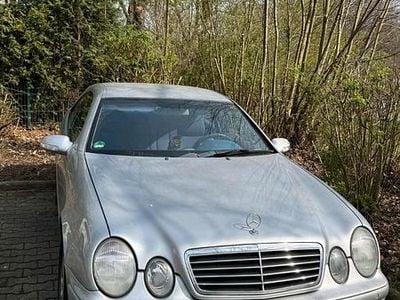 Brugt Mercedes CLK200 163 HK (119 kW) 1999 Sølv Coupe