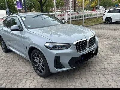 Gebraucht BMW X4 M Sport 245 PS (180 kW) 2025 Grau SUV