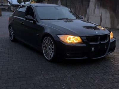 BMW 325