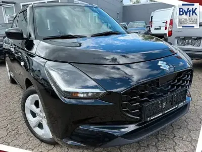 Gebraucht Suzuki Swift Comfort 83 PS (61 kW) 2025 Schwarz Kleinwagen