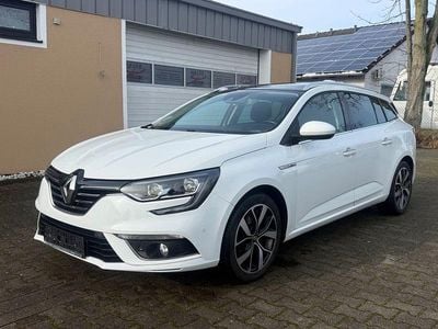 Gebraucht Renault Mégane IV Bose Edition 110 PS (80 kW) 2018 Weiß Limousine