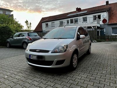 gebraucht Ford Fiesta 1,3 44 kW