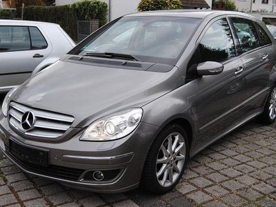 Mercedes B150