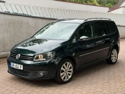 Gebraucht VW Touran Highline 105 PS (77 kW) 2012 Grün Van / Kleinbus