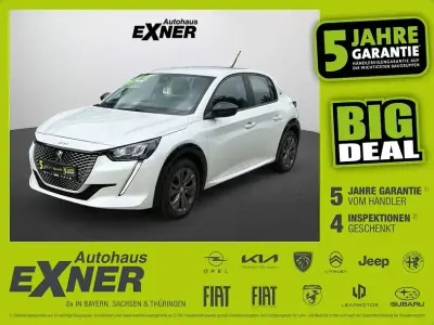 Gebraucht Peugeot e-208 Active 100 kW (136 PS) 2022 Weiß Kleinwagen