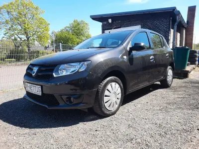 Gebraucht Dacia Sandero Ambiance 75 PS (55 kW) 2014 Schwarz Limousine