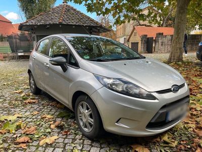 gebraucht Ford Fiesta Benziner 2009