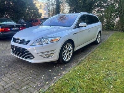 Second-hand Ford Mondeo Titanium 239 CP (175 kW) 2014 Alb Berlinǎ