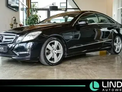 Gebraucht Mercedes E200 Sport 184 PS (135 kW) 2013 Obsidianschwarz  metalliclack Coupé