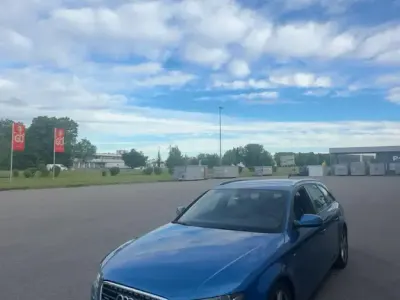 Gebraucht Audi A4 S-Line 240 PS (176 kW) 2010 Blau Kombi