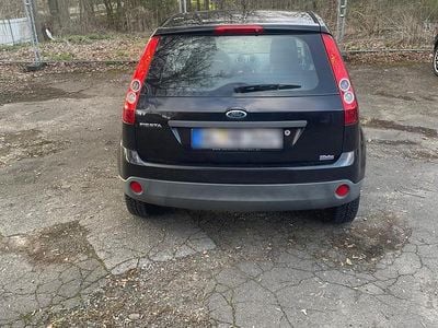 Gebraucht Ford Fiesta 69 PS (50 kW) 2006 Blau Kleinwagen