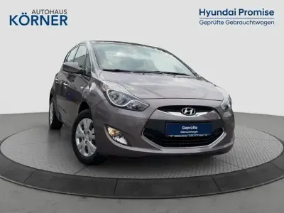 Gebraucht Hyundai ix20 Edition 90 PS (66 kW) 2014 Braun Kleinwagen