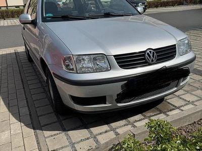 Brugt VW Polo 60 HK (44 kW) 2001 Grå Hatchback