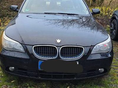 Gebraucht BMW 525 177 PS (130 kW) 2004 Schwarz Limousine