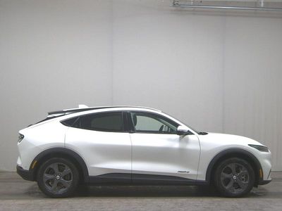 Gebraucht Ford Mustang Mach-E 197 kW (269 PS) 2022 Weiss SUV