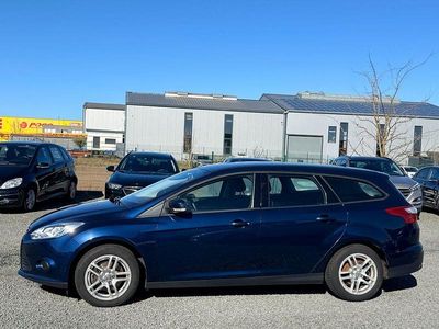 Gebraucht Ford Focus 105 PS (77 kW) 2011 Blau Limousine