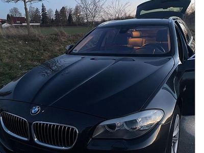 Gebraucht BMW 520 184 PS (135 kW) 2013 Grau Kombi
