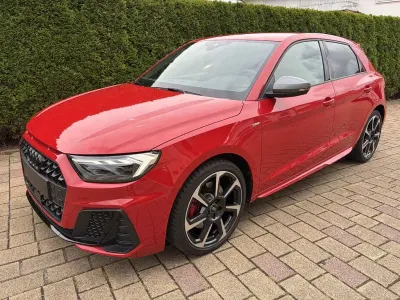 Gebraucht Audi A1 Sportback S-Line 207 PS (152 kW) 2025 Rot Kleinwagen