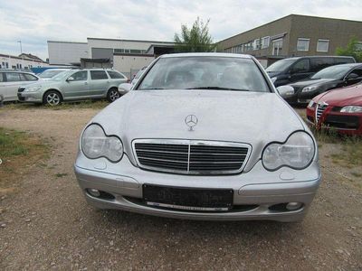 Mercedes C200