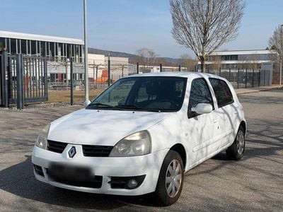 Gebraucht Renault Clio II Campus 75 PS (55 kW) 2009 Weiß Kleinwagen
