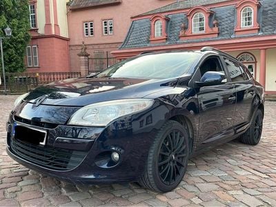Gebraucht Renault Mégane GrandTour 131 PS (96 kW) 2010 Weiß Kombi