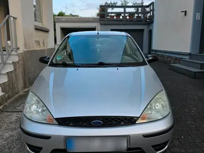 Gebraucht Ford Focus 101 PS (74 kW) 2002 Silber Kombi