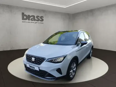 Gebraucht Seat Arona FR 116 PS (85 kW) 2024 Nevada weiß metallic / midnight schwarz metallic SUV