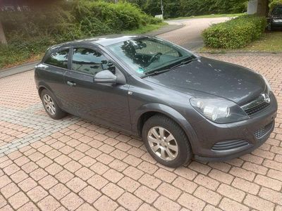 Opel Astra GTC