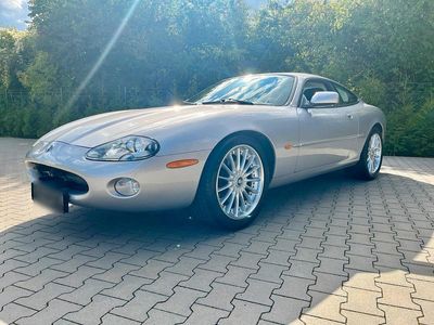Jaguar XK8