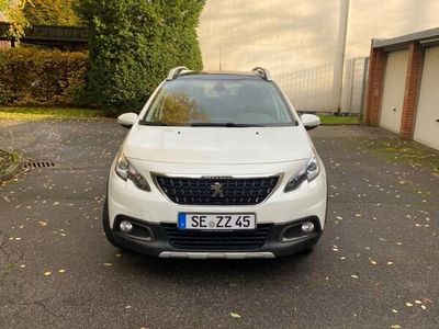 gebraucht Peugeot 2008 Allure PureTech / Panorama + CarPlay