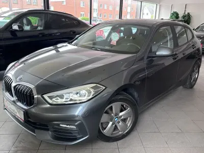 Gebraucht BMW 118 Advantage 150 PS (110 kW) 2021 Mineralgrau Kleinwagen