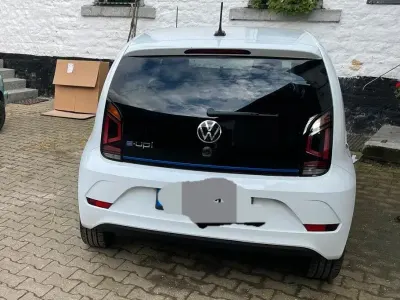 Gebraucht VW e-up! United 61 kW (83 PS) 2021 Weiß Kleinwagen