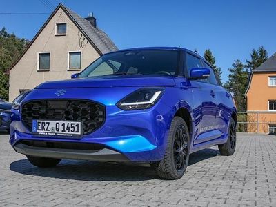 Second-hand Suzuki Swift Comfort+ 83 CP (61 kW) 2025 Albastru Hatchback