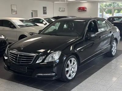 Gebraucht Mercedes E350 231 PS (169 kW) 2010 Schwarz  unilack Limousine