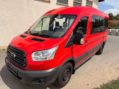 Gebraucht Ford Transit Trend 105 PS (77 kW) 2017 Rot Van