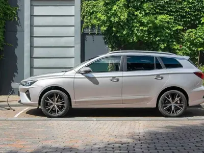 Gebraucht MG MG5 EV Luxury 114 kW (156 PS) 2022 Silber Kombi