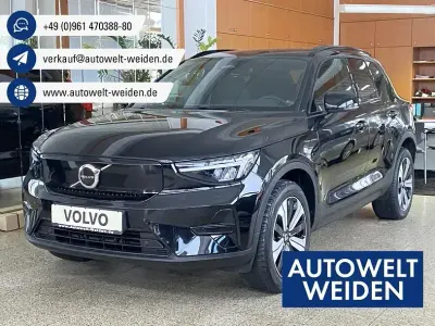 Begagnad Volvo XC40 Core 169 kW (231 HK) 2022 Svart SUV