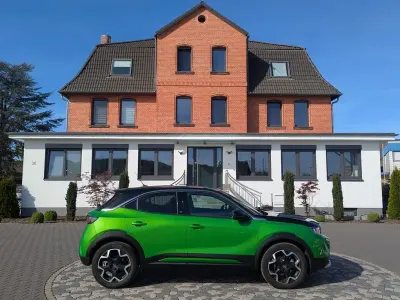 Usata Opel Mokka-e Ultimate 100 kW (136 CV) 2021 Verde SUV