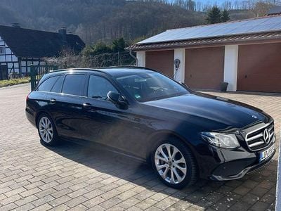 Gebraucht Mercedes E300 306 PS (225 kW) 2019 Schwarz Limousine
