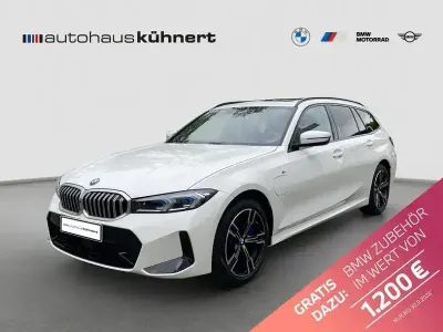 Gebraucht BMW 330e M Sport 292 PS (214 kW) 2025 Weiss Limousine