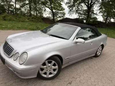 Gebraucht Mercedes CLK200 163 PS (119 kW) 2001 Silber Cabrio