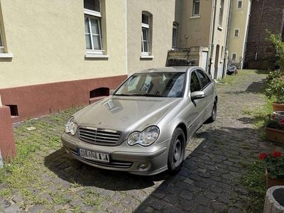 Mercedes C180