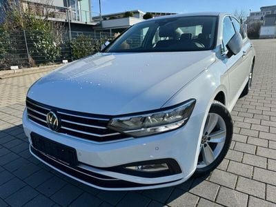 Weiß Gebraucht 2021 VW Passat Limousine | 14.980 € (Superpreis)