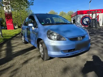 Begagnad Honda Jazz 83 HK (61 kW) 2004 Blå Halvkombi